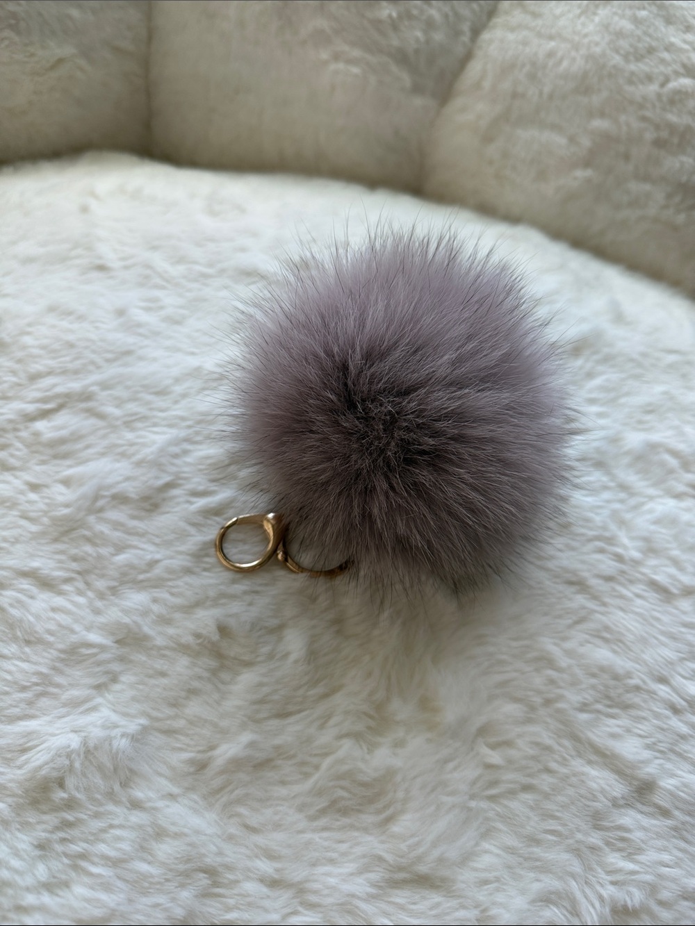 Keychain Mauve Pom Pom fluffy furry faux fur muted pink ash soft key chain - Picture 4 of 5